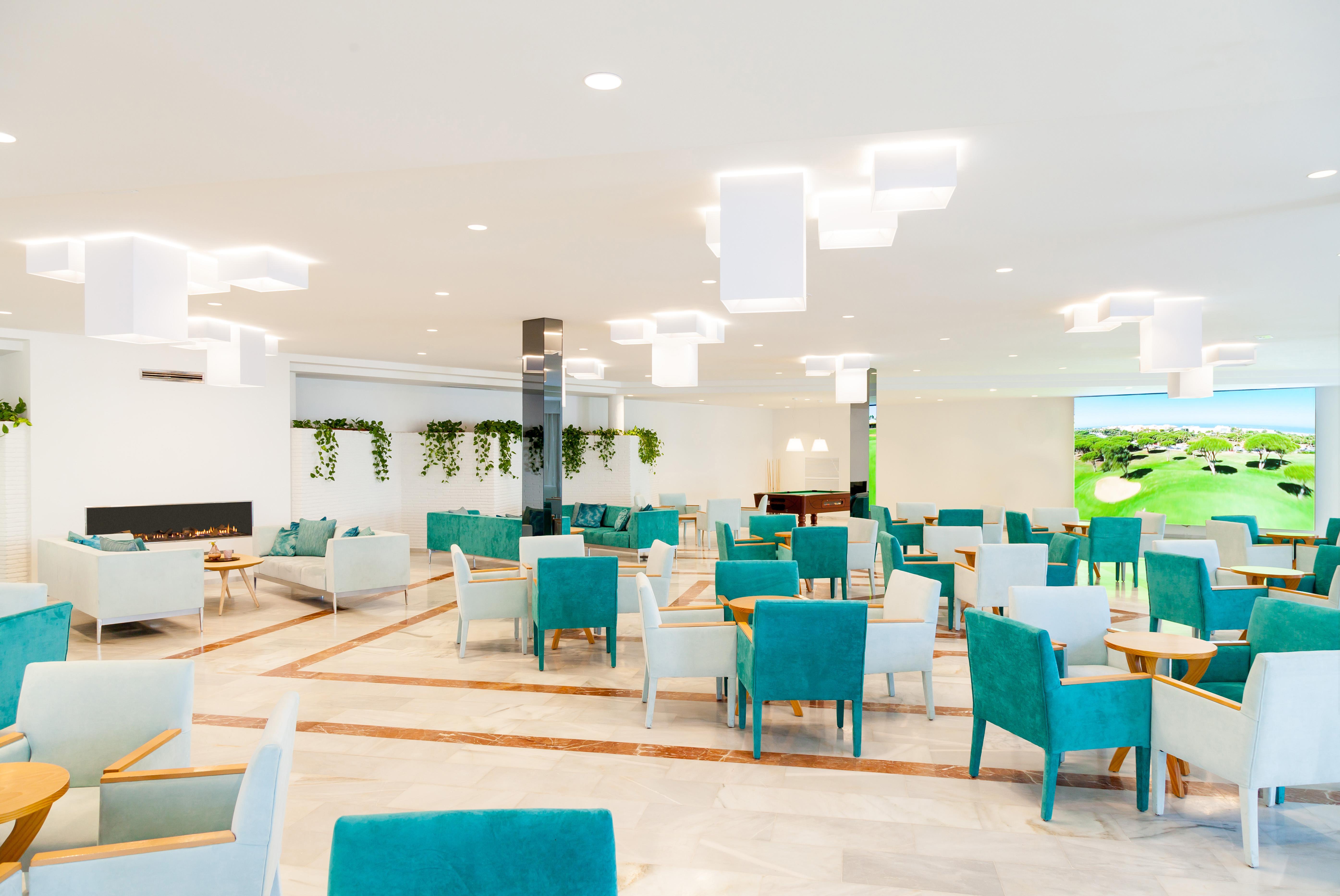 Hotel Iberostar Waves Royal Andalus 4*